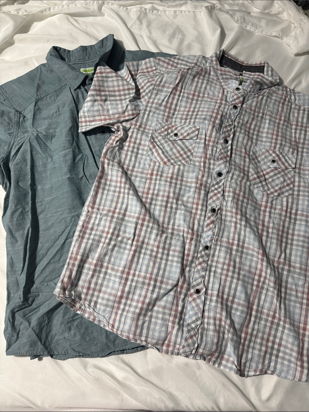 Cariloha Cotton Bamboo Plaid Shirt Button Up Preppy Travel Vacay Beach Set of 2